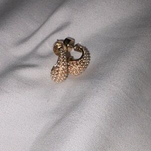 Elegant Gold and Pearl Hoop Earrings